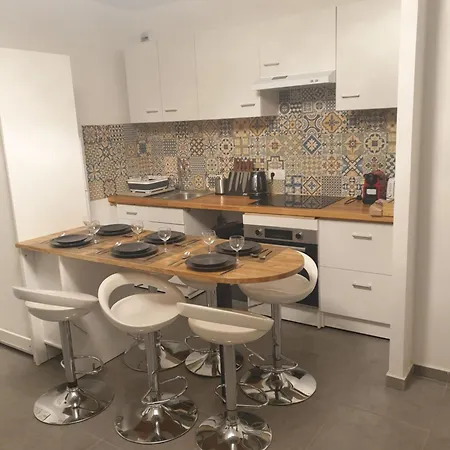 Apartment Odi Rent - Le 60